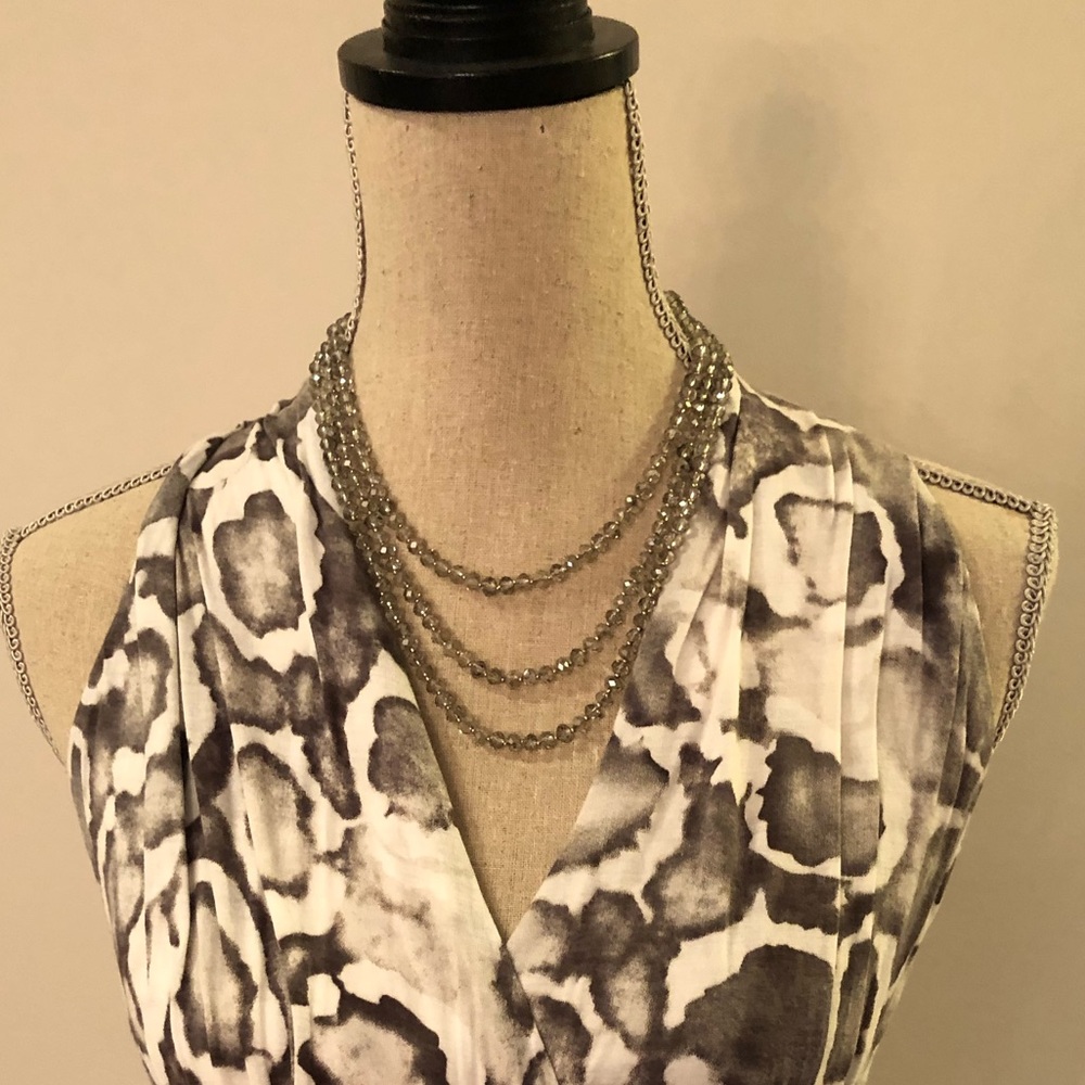 LOFT Long crystal beed necklace